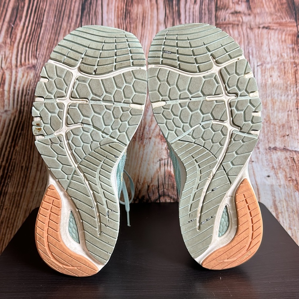 New Balance Fresh Foam 860 Sneakers Womens Sz 11 - Picture 7 of 8